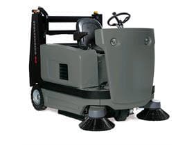 Stolzenberg Aufsitzkehrmaschine Twin Top TT1300 D (Lombardini Motor)