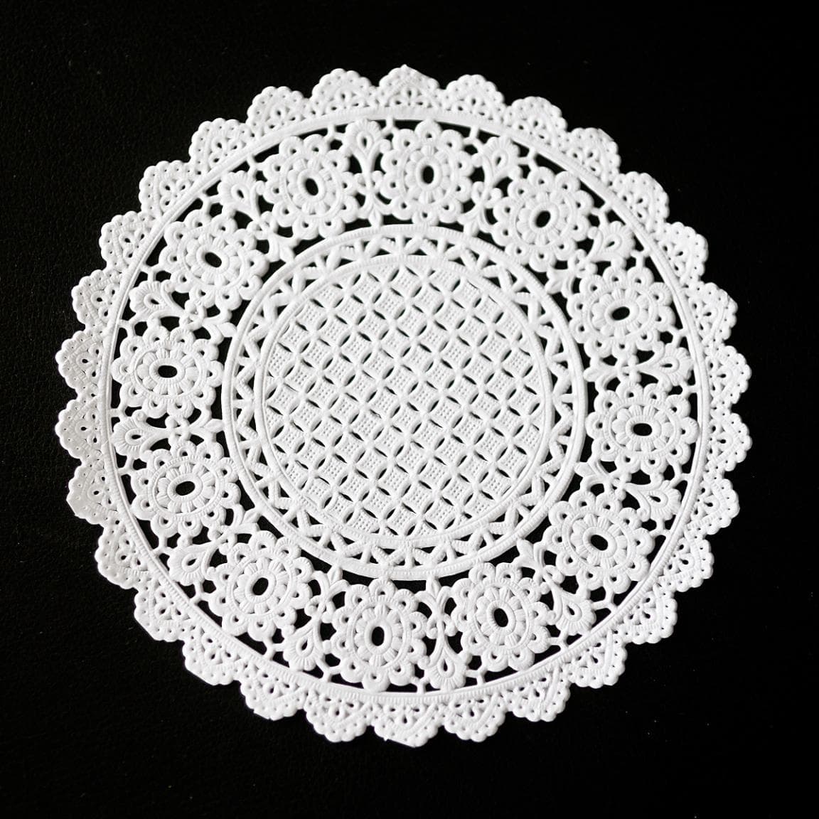 Decoretten ø 18 cm rund, hochweiss