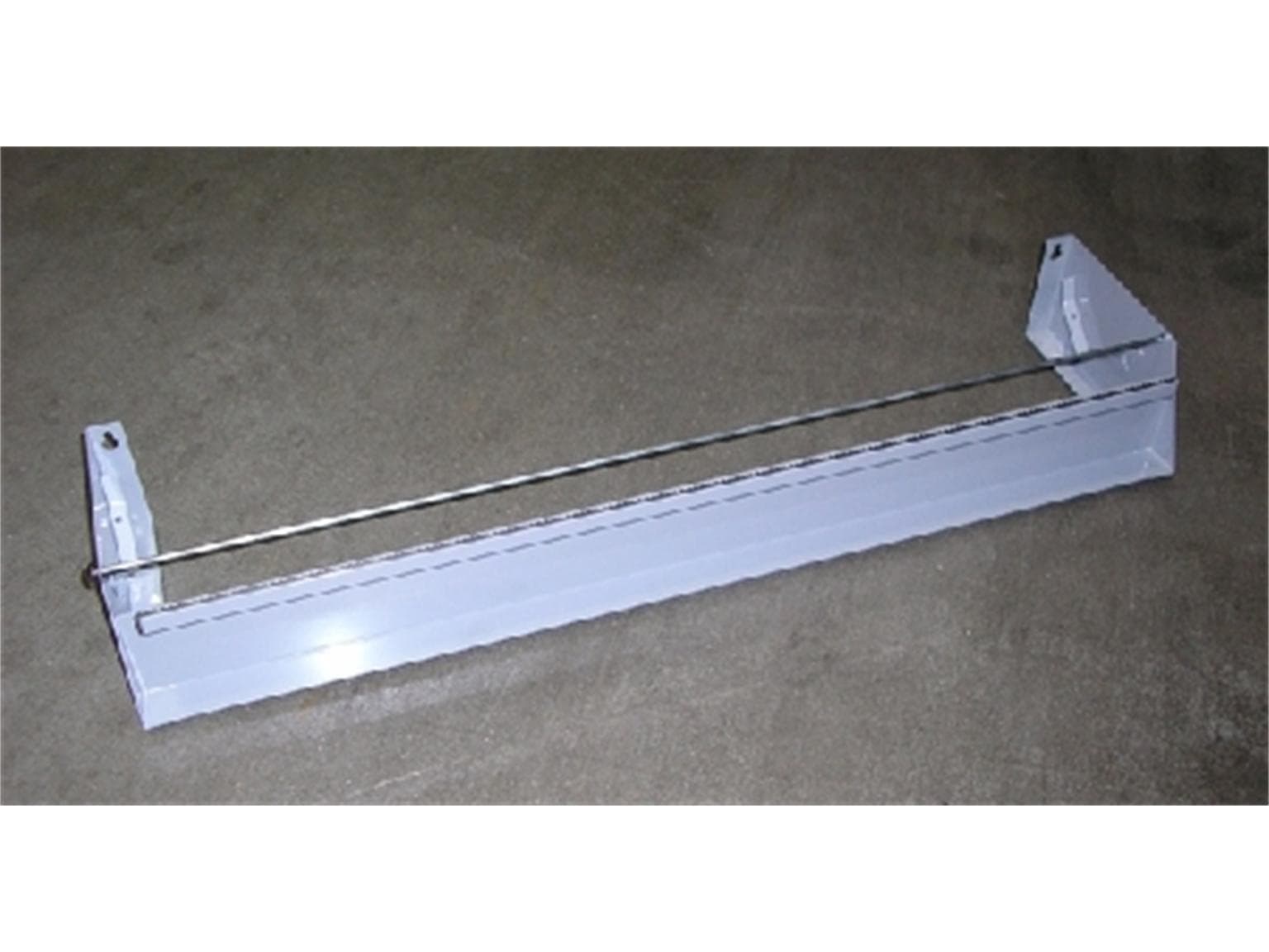Distributore in metallo a 1 scomparto per rotoli da 60 cm per 1 rotolo di pellicola trasparente