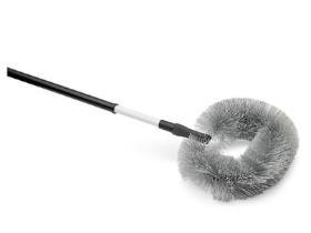 STAUBBIENE  Staubbiene oval mit Teleskopstiel